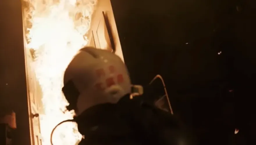 屏東高爾夫球具廠大爆炸/「消防員殺手」閃燃有多致命？專家曝5恐怖形式：見1徵兆只能快逃