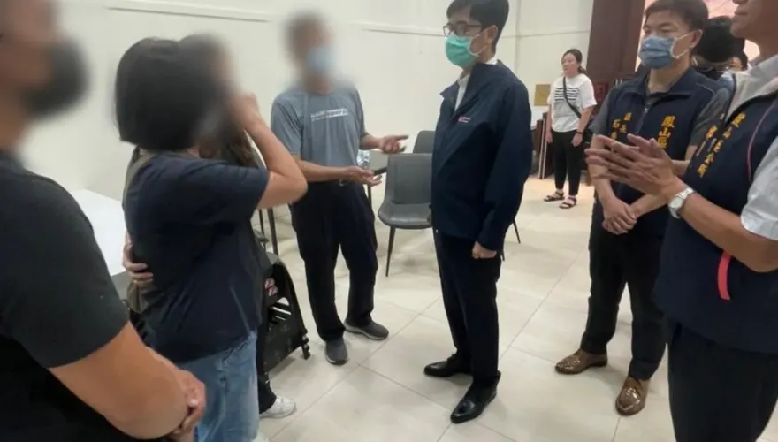 屏東高爾夫球具廠大爆炸/解剖很痛很痛...賴俊儒爸求別再挨刀：「我兒子很緣投」