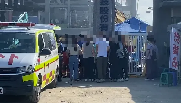 快訊/屏東高爾夫球具廠大爆炸/再尋獲1男員工遺體！家屬悲痛頻拭淚　剩1人仍失聯