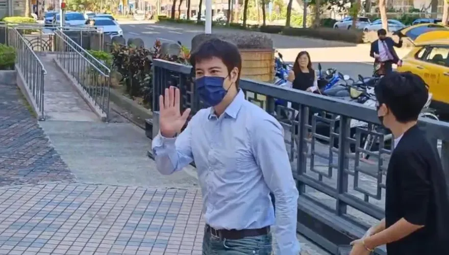 快訊/王力宏對決李靚蕾2小時！火速發3聲明：很遺憾