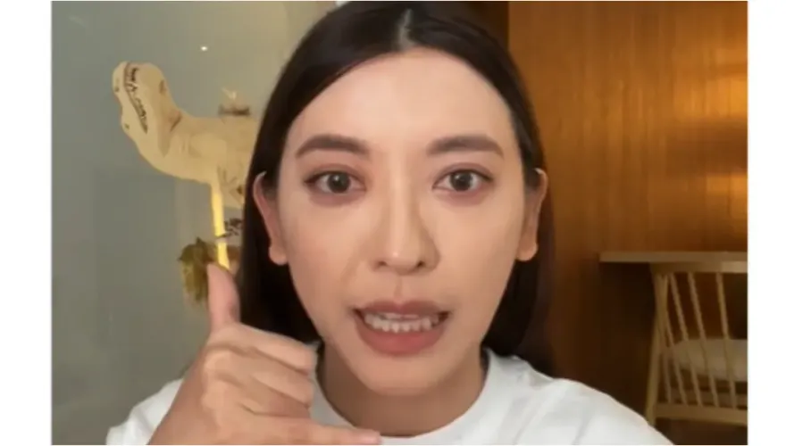 影/被爆退租留綠色液體！劉芒直播「還原真相」　嘆房東：當下怎沒表達不滿