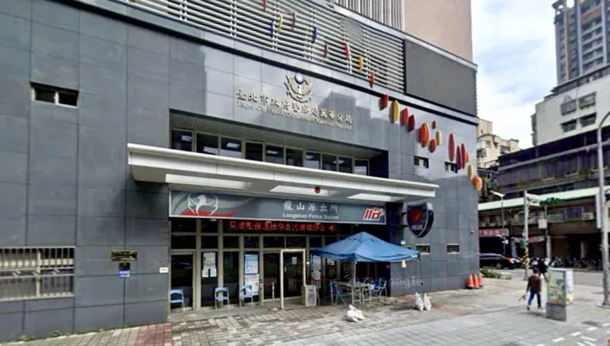 快訊/7旬婦派出所代兒領司法文書竟被上銬　北市萬華分局懲處出爐
