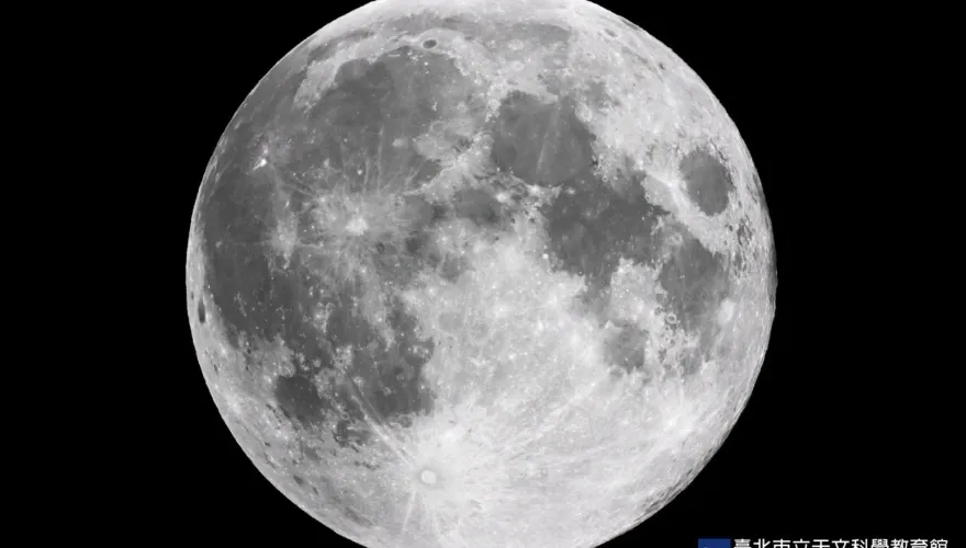 今年中秋完美滿月「10年來最圓」　錯過要等到2037年