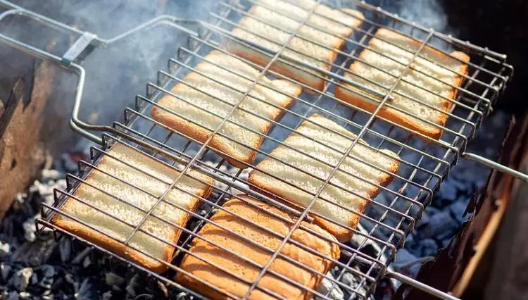 中秋必吃烤肉食材都中！醫驚揭「6類食物」都藏高鹽　零卡果凍、白吐司上榜
