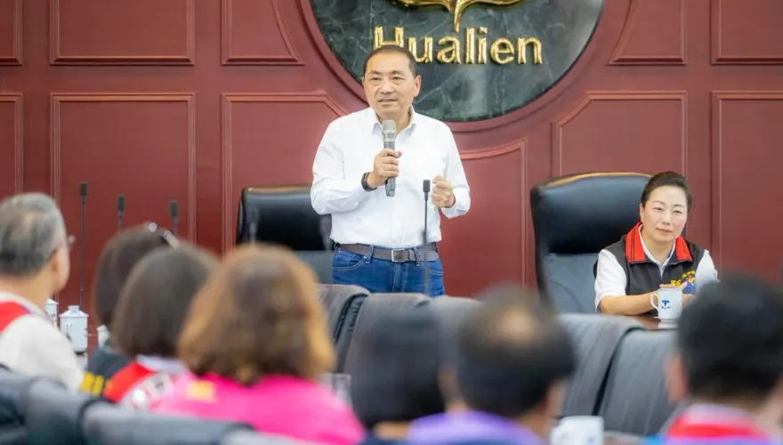 行政院提夜班護理師加薪引反彈！侯友宜轟荒謬：人民要的不是「功德台灣」