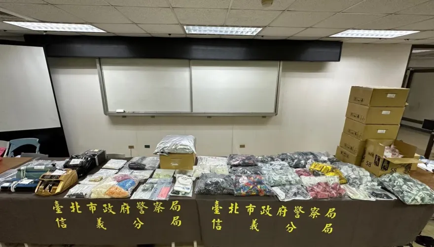 市價200萬！三重黑幫4惡棍藏身民宅分裝毒品　警查扣5314包毒咖啡