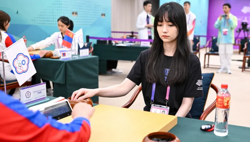 杭州亞運/黑嘉嘉連敗沒關係！網友力挺：比顏值的話全勝