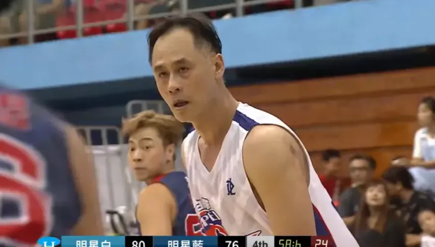偷吃風波首露面！許智超中距離頻打鐵　球評笑：超哥最近體能消耗較大一點