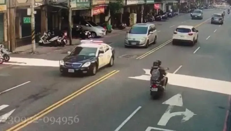 孕妻突然「大出血」！夫開車衝醫院遇尖峰塞車　新北暖警開路伸援手