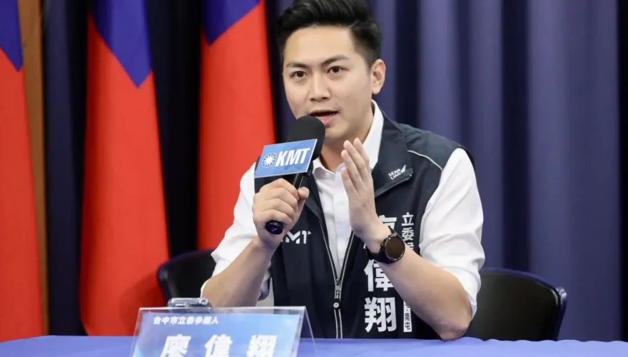 張廖萬堅不認論文抄襲反控藍造謠　廖偉翔轟：你才惡意中傷管中閔！