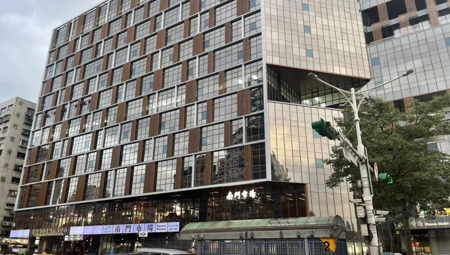 全新南門市場明日試營運　適逢連假人潮警加強周邊交通疏導