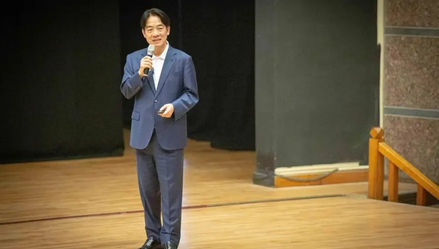 女學生問賴清德「民進黨貪腐」遭肉搜炎上　中山大學回應了