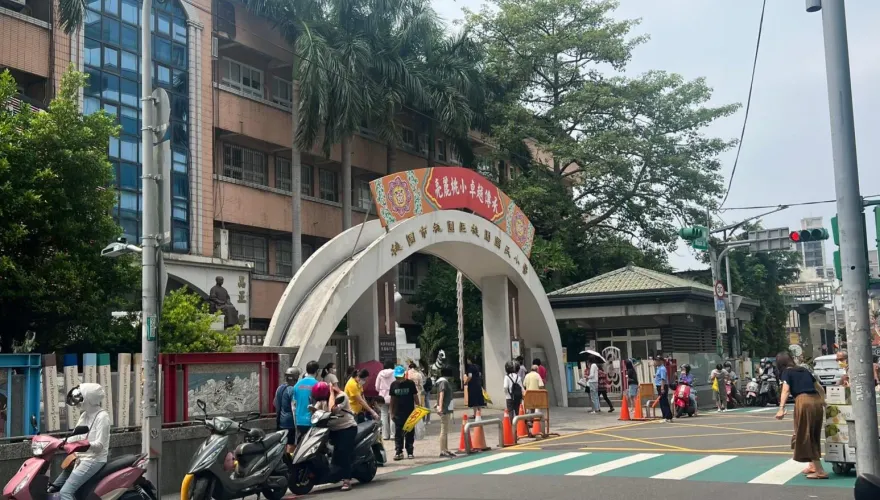 桃市府首推民權路藝文通學環境升級　桃園國小擁最安心上下學步道