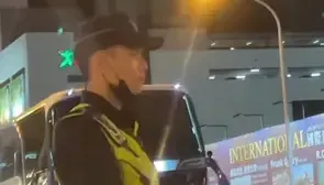 塞車也甘願！「台中焰火帥警」指揮交通迷倒路人　網嗨喊：我要搬去台中