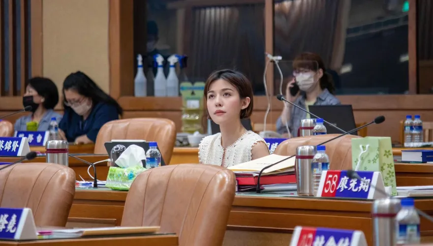 政壇震撼彈！新北市議員戴湘儀發表聲明確定「放棄連任」