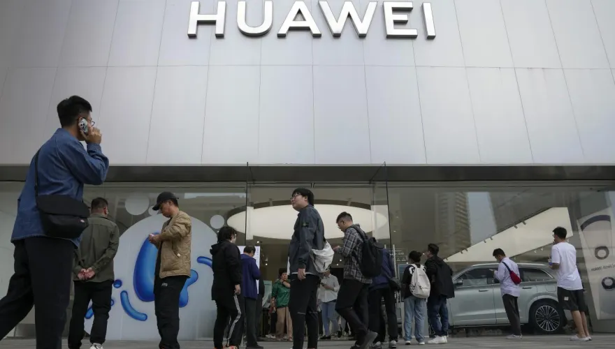 華為全球首發5.5G解決方案　網速比5G快10倍　相關手機明年上半年面世
