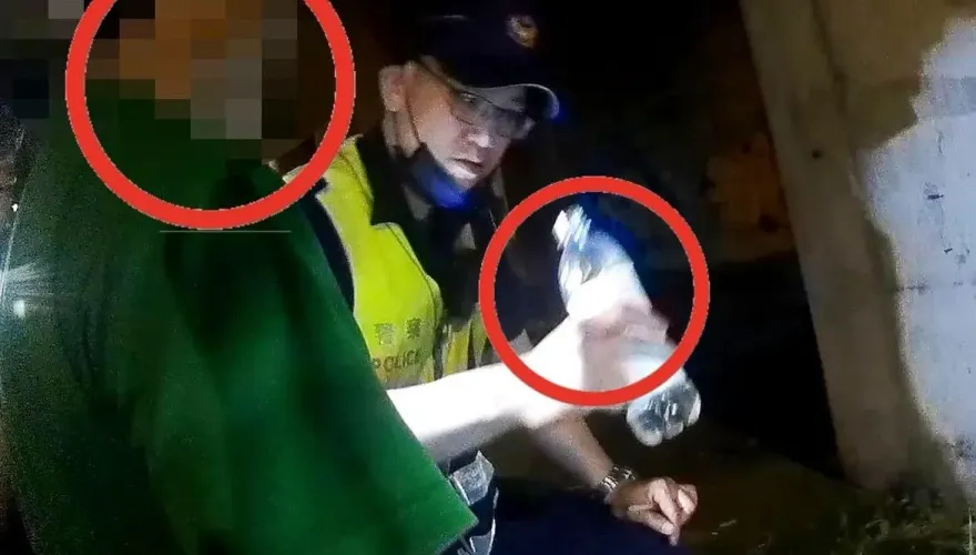 影/竟改裝出夾層！警攔檢發現他的寶特瓶「怪怪的」　打開驚見毒品吸食套裝