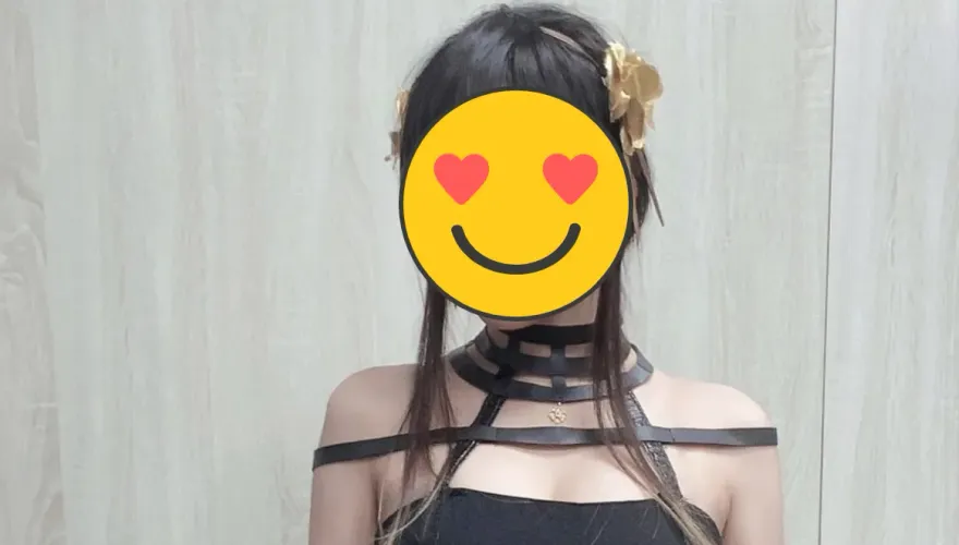 真人版約兒、血小板電暈粉絲！美女直播主cosplay狂吸動漫迷朝聖