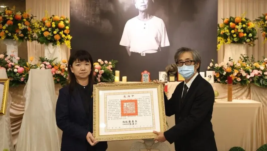 名作《生命之詩》一甲子不墜！　作家林亨泰百歲辭世