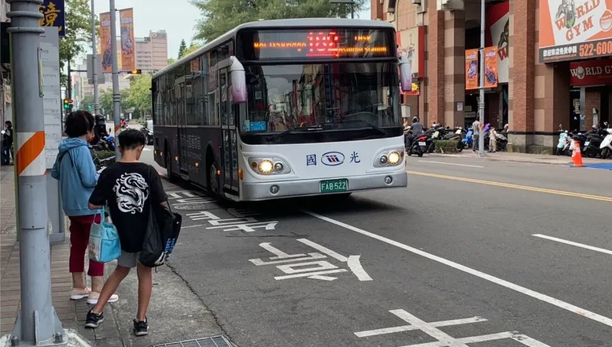 公車從市區直達竹科園區！新竹市首條全電動公車路線明年啟用