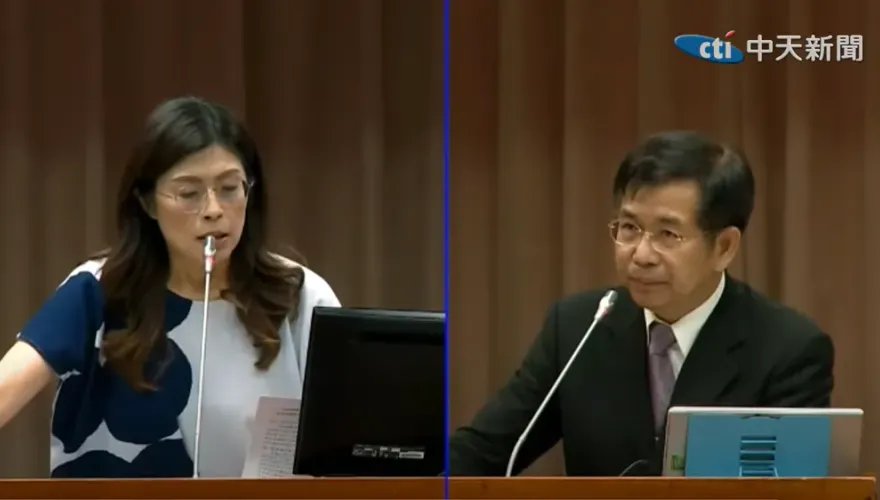 影/ 蔡政府政治力入校園「新威權成形」　鄭麗文轟民進黨：跟文革有何不一樣