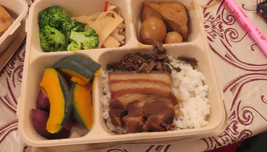 賴清德屏東募款1萬元餐券「吃梅干扣肉便當」！綠委：政治獻金要用在刀口