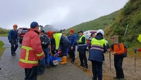 快訊/新北燦光寮登山步道傳蜂螫！7人遭虎頭蜂攻擊送醫　警消出動救援