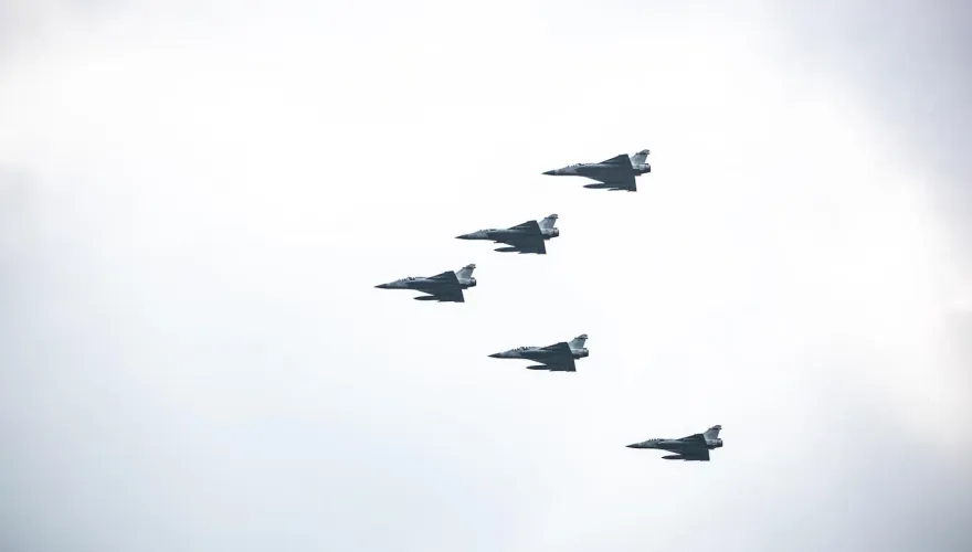 共軍39機艦又擾台海　國軍偵獲2枚空飄氣球：嚴密警戒