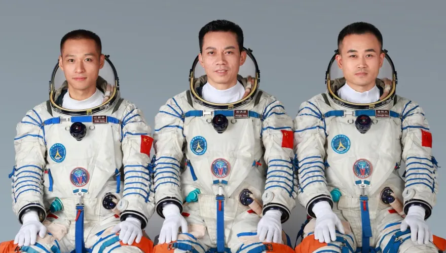 定了！神舟17號10/26上午11時14分發射　太空乘組公佈「平均年紀最小」
