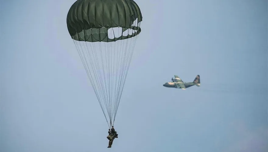 國軍強化滲透能力　5億打造高空跳傘訓練模擬器大樓