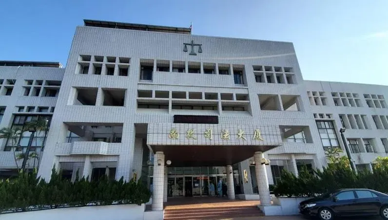 死纏爛打！告白被拒竟「出動空拍機」監視女同事　跟騷男判賠20萬