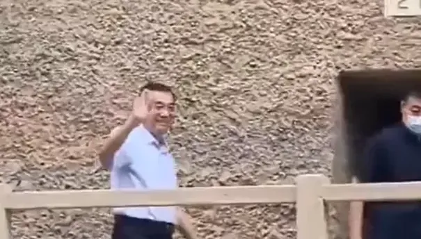 影/李克強心臟病逝世！生前「最後身影」曝　現身莫高窟笑容滿面氣色佳