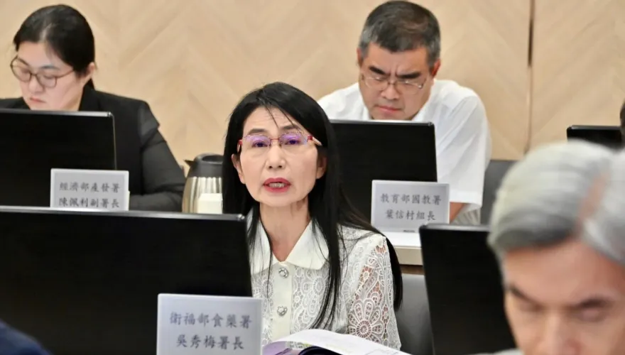 卓榮泰讚吳秀梅過去7年「專業盡職」　賴士葆傻眼：低估民眾的智商