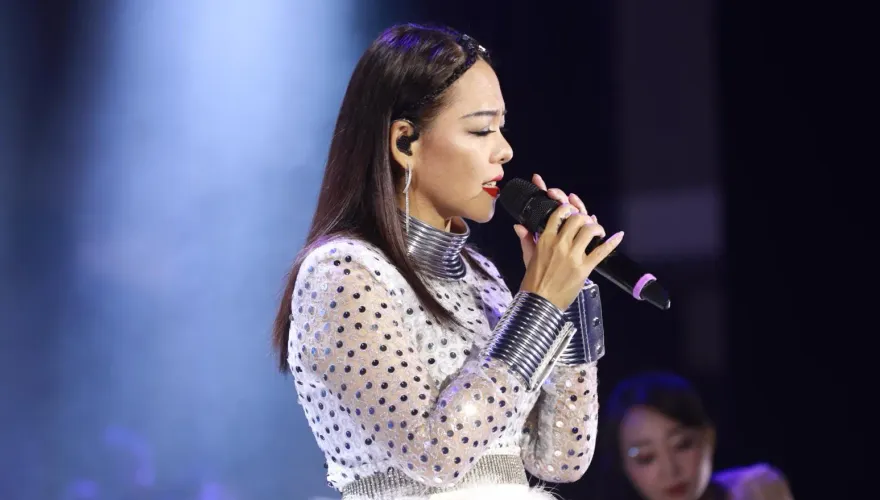 阿妹心繫親妹開唱後台獻驚喜　SAYA為演唱會剷肉逾10公斤...現況曝光！