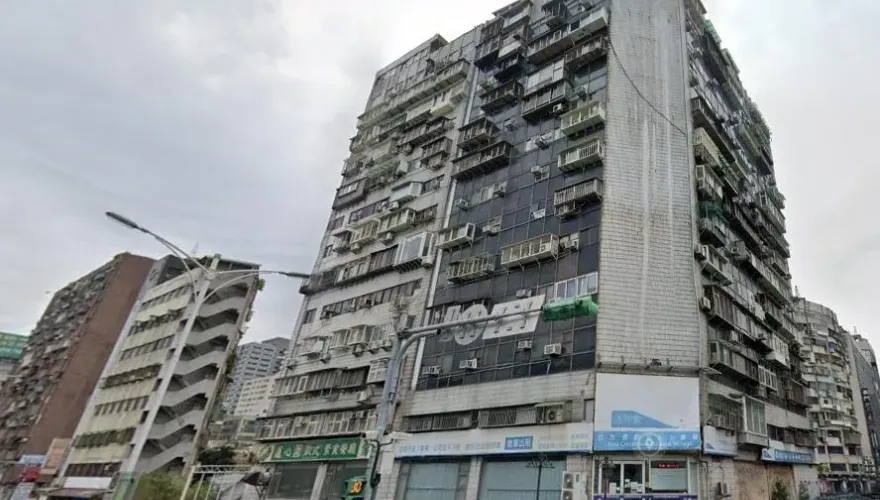 第28命！北市錦新大樓再添亡魂　少女獨自北上專程前來「上樓後墜下」