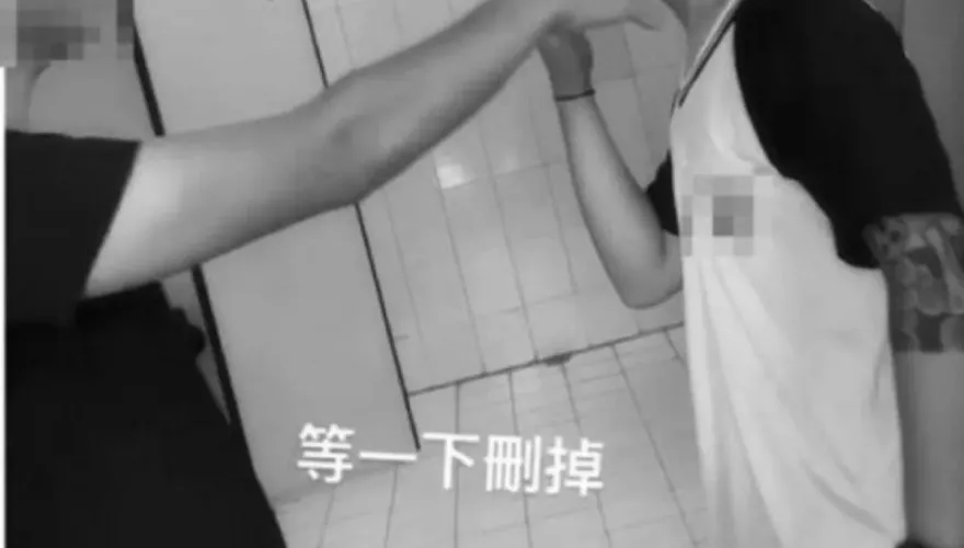同學「裝猴刺半甲」遭賞巴掌狠酸：你竹聯的喔！　兇殘私刑全遭錄
