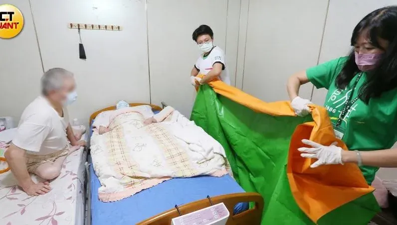 長臥病人「原床泡澡」最怕遇這事　護理師：有人連床都沒有
