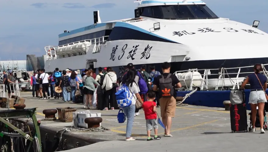 台東離島船票喊漲200元！蘭嶼來回票2800元　明年上路「居民沒影響」