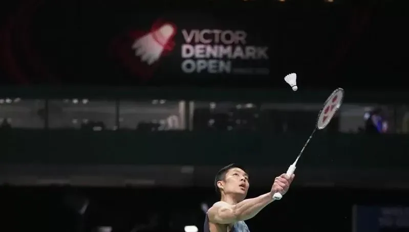 周天成慢熱！直落二險勝法國對手　晉海洛羽球賽8強