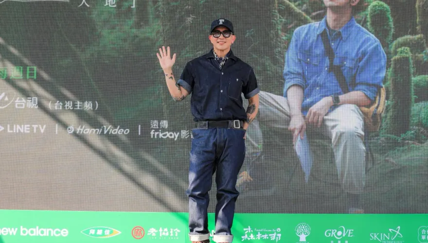 無懼毀謗！具俊曄喊話大Ｓ「幸福地度過百年萬年」