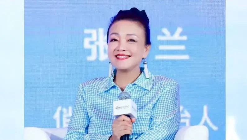 超滿意汪小菲新老婆！張蘭直播甜喊「咱家美媳婦」　鬆口洩Mandy肚皮進度