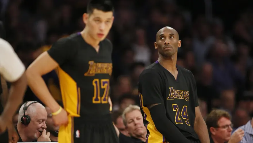 影/KOBE曾指著林書豪罵狗屎！　前老鷹主控嚇到不敢跟他打球