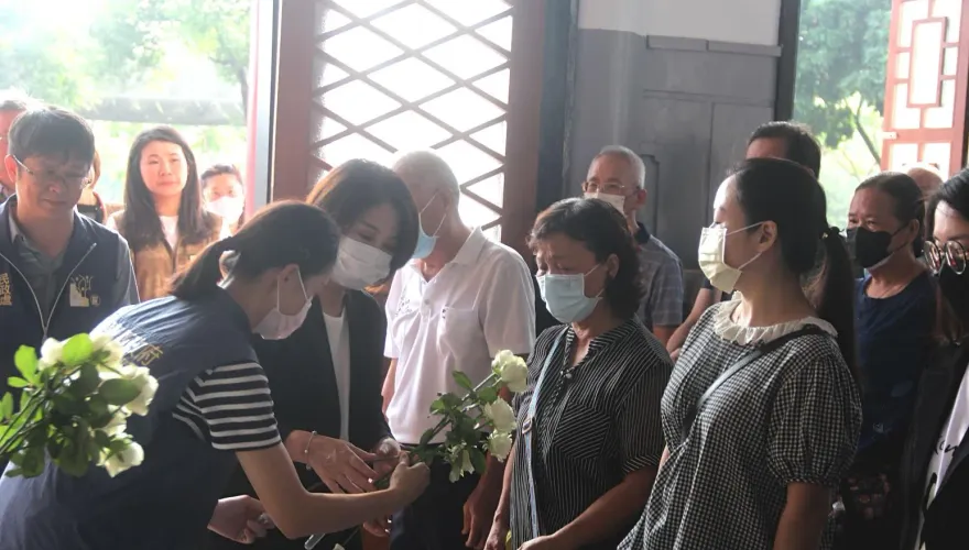 影/明揚大火4殉職勇消今入祀忠烈祠　家屬：盼未來憾事不再