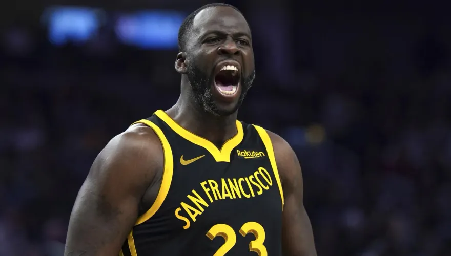 影/陶子姐領先全球！NBA也玩「時間回溯」　勇士「嘴綠」遭補吹T驅逐出場