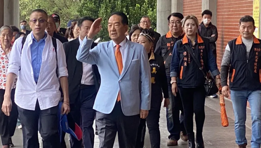 2024不缺席？！宋楚瑜向「藍白」喊話：推我參選問題就解決了