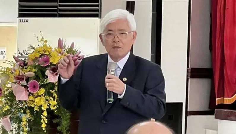 「超狂候選人」陳美妃交25萬份連署書僅2份合格！中選會：重複影印