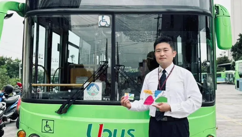 台中公車司機自製「巨型悠遊卡」遭竊！總公司「1暖舉」專為他發售
