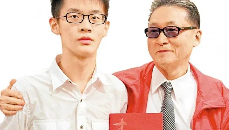 李敖獨子帶妹回家過夜...挨告「違反性自主」！他自清：兩廂情願