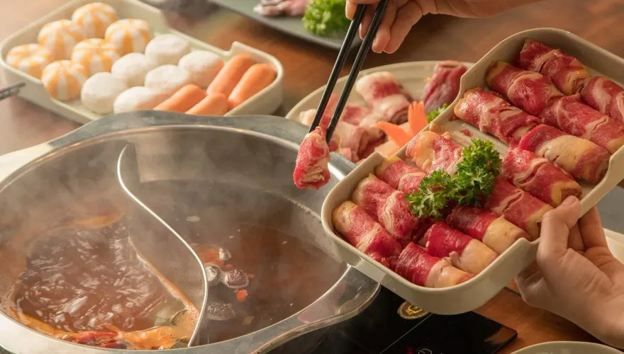 火鍋店用餐拍照打卡「露出點餐碼」　她被加菜「9990份蝦滑」險失190萬