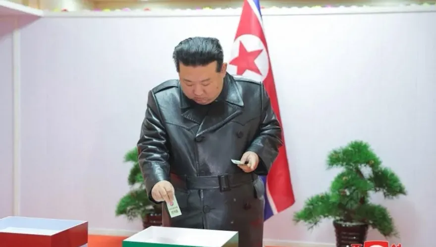 影/樣板民主？北韓地方選舉首現「反對票」　金正恩也來了